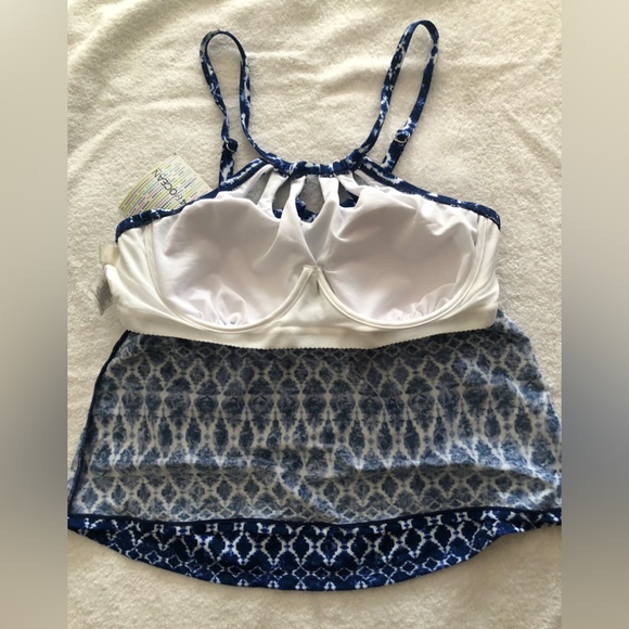 Keyhole HI Neck Tankini Top Navy & White Geometric Print (New!) - Picture 7 of 10